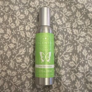 Scentsy Room Spray - “Mad for Melon”